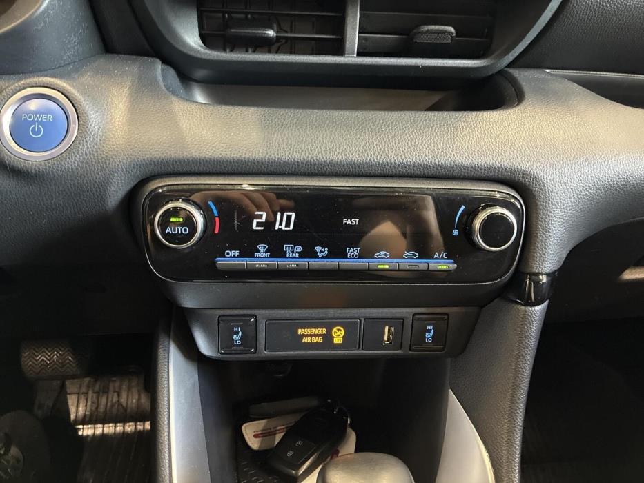 TOYOTA Yaris 2022