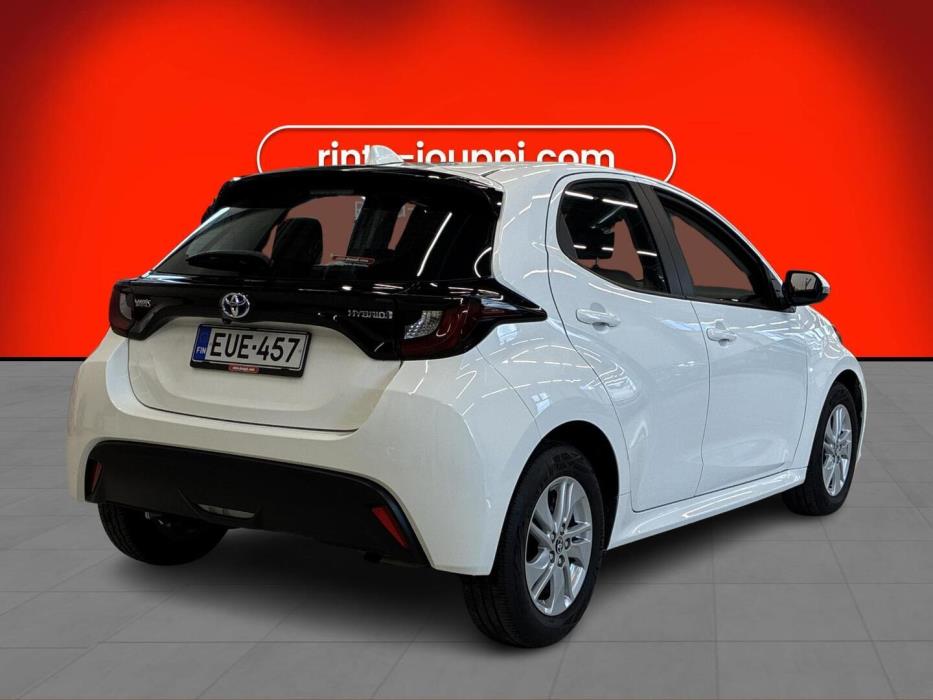 TOYOTA Yaris 2022