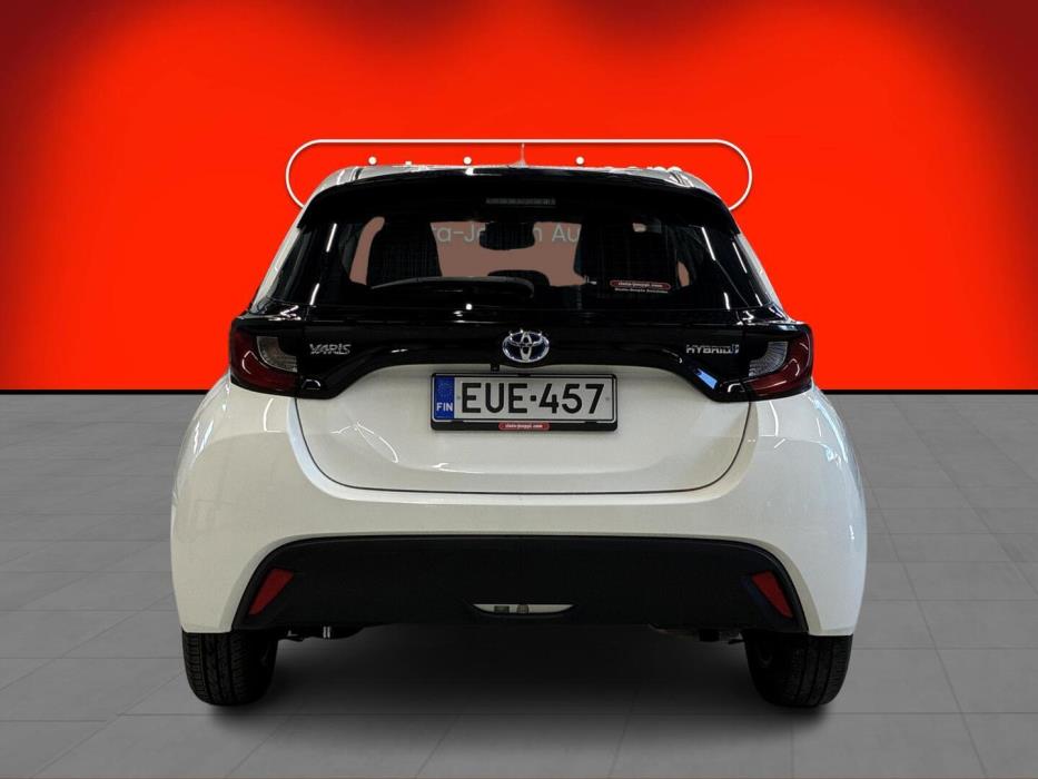 TOYOTA Yaris 2022