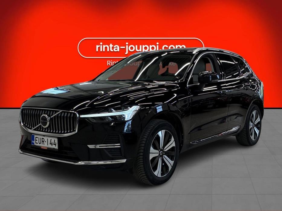 VOLVO XC60 2023