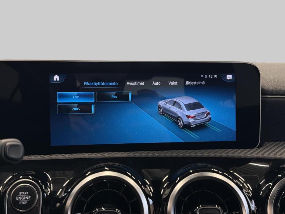 MERCEDES-BENZ A 2020