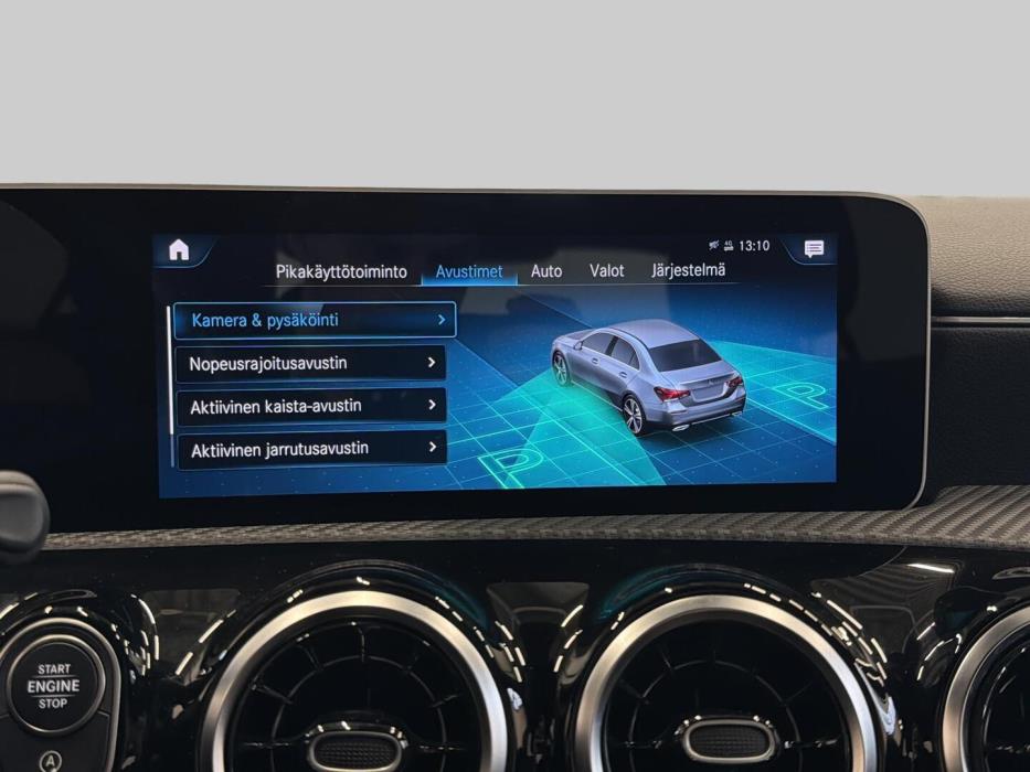 MERCEDES-BENZ A 2020