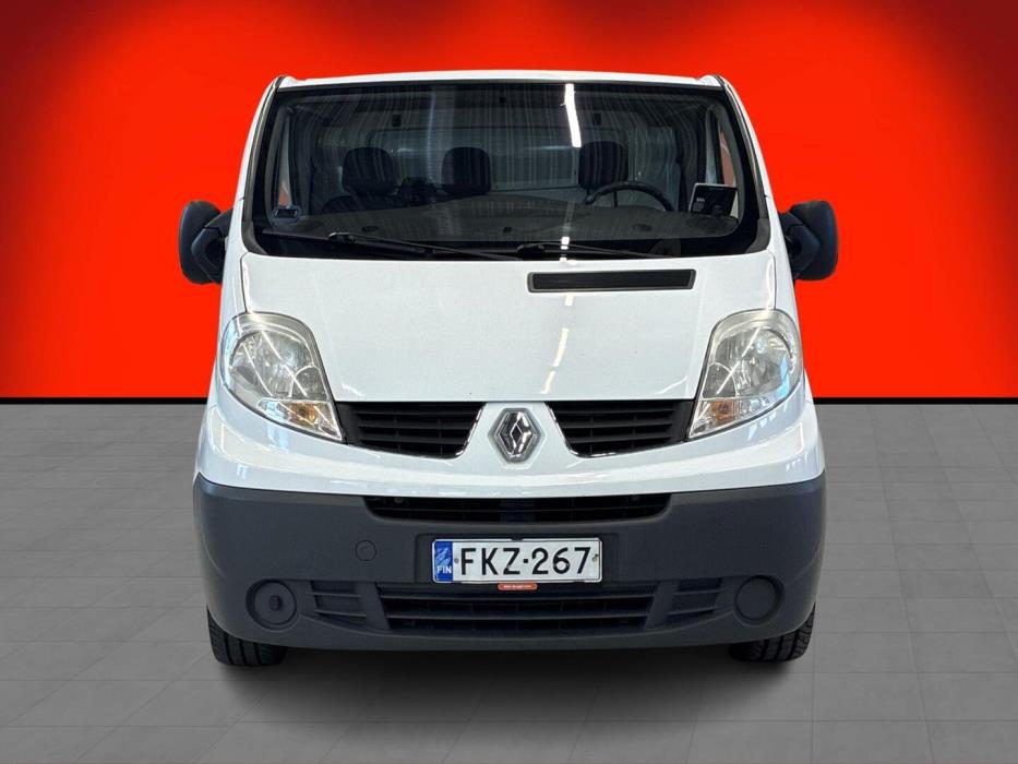 RENAULT Trafic 2013