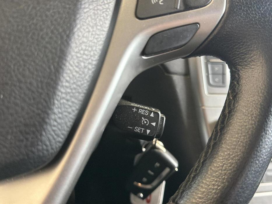 TOYOTA Avensis 2014