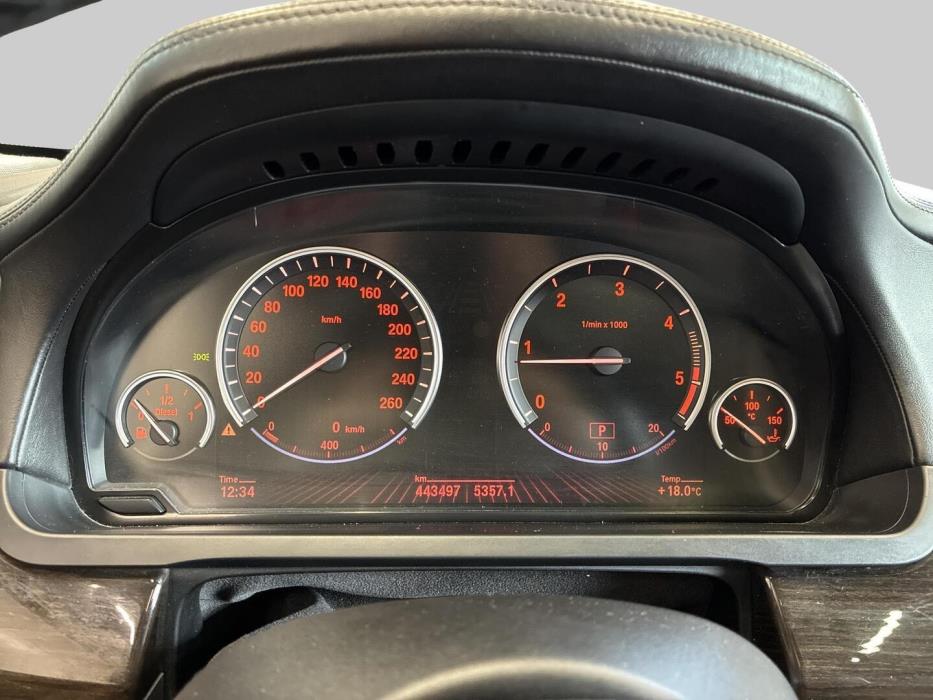 BMW 730 2009