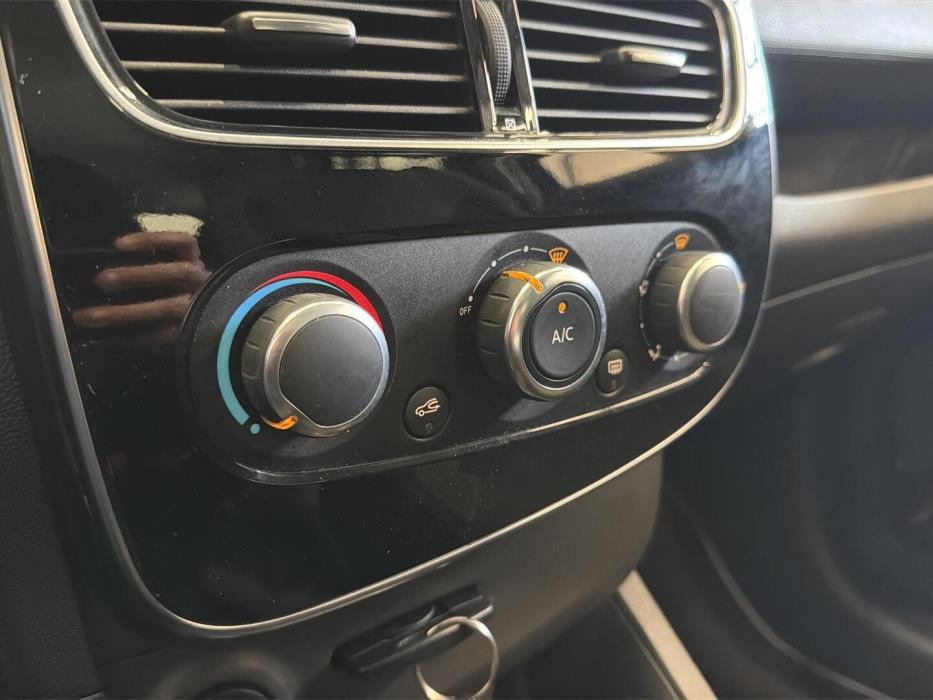 RENAULT Clio 2017