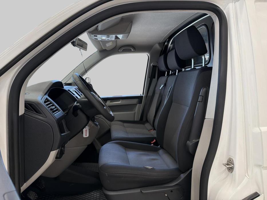 VOLKSWAGEN Transporter 2017