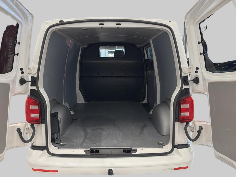 VOLKSWAGEN Transporter 2017