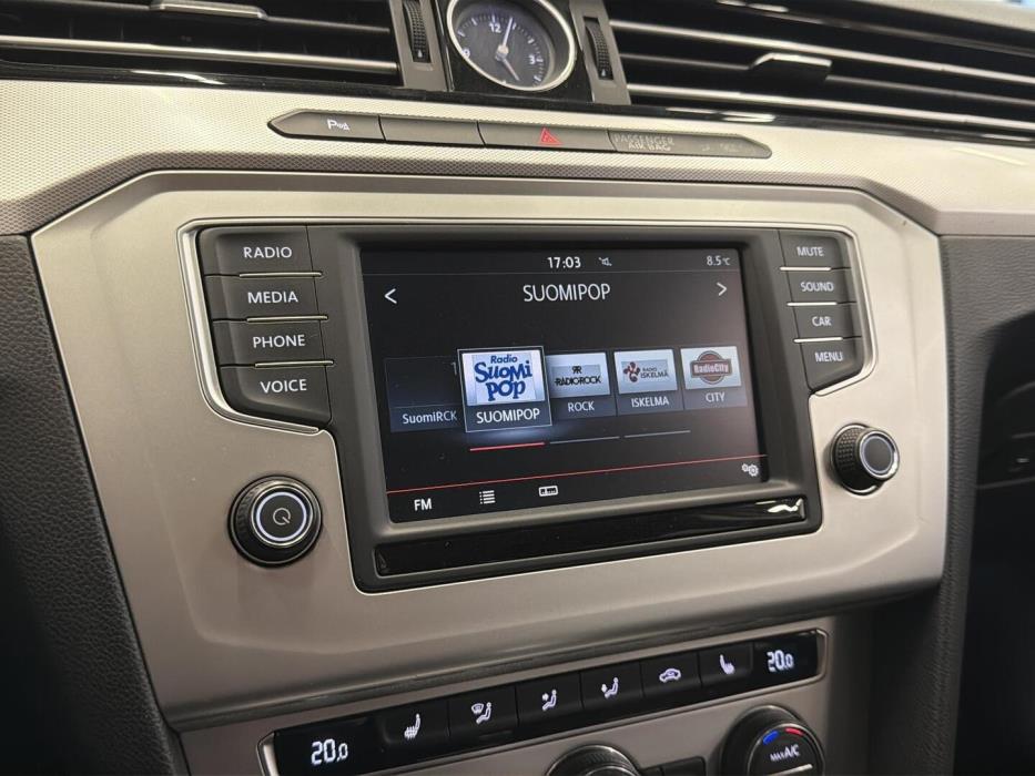 VOLKSWAGEN Passat 2015