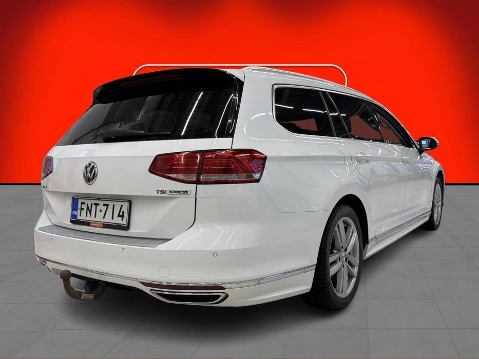 VOLKSWAGEN Passat 2015