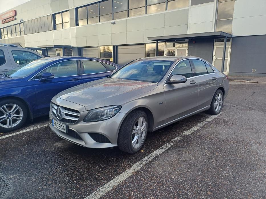 MERCEDES-BENZ C 2020
