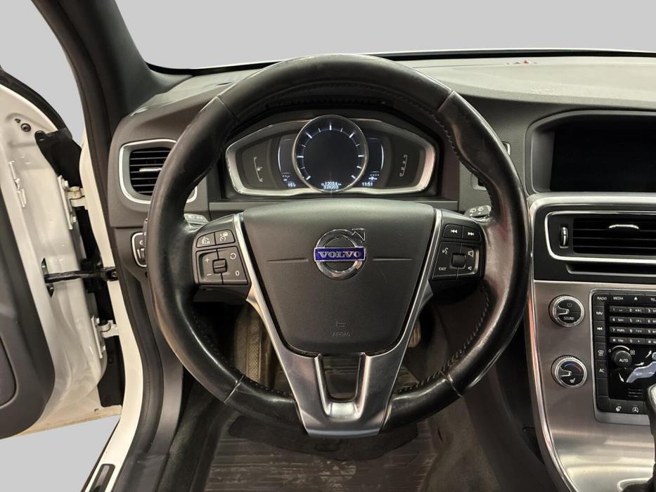 VOLVO V60 Cross Country 2018