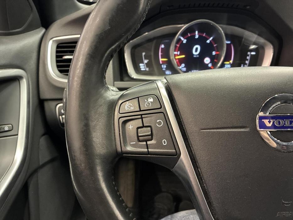 VOLVO V60 Cross Country 2018