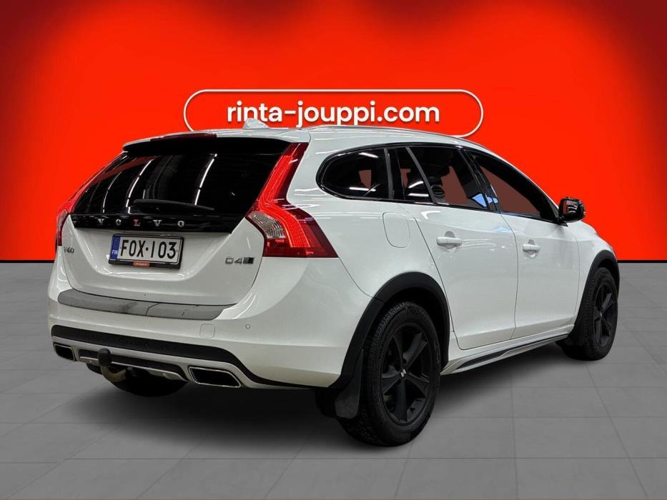 VOLVO V60 Cross Country 2018