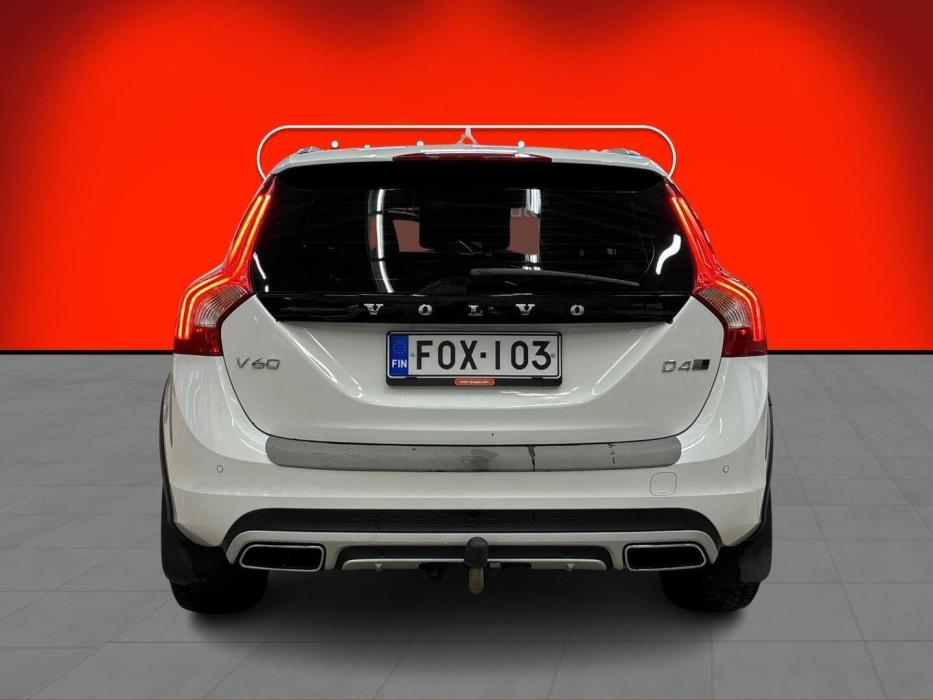 VOLVO V60 Cross Country 2018