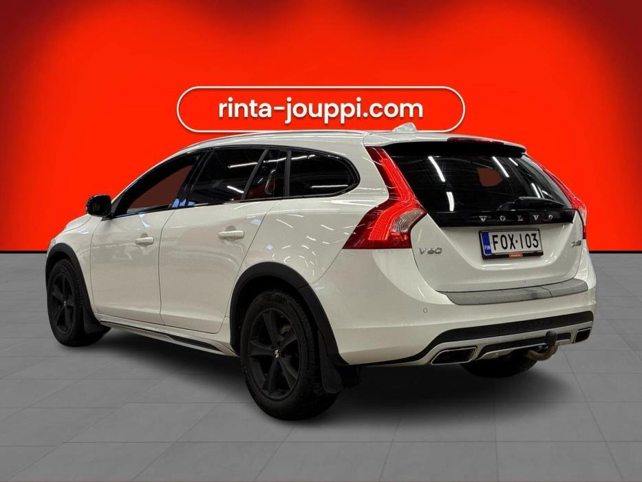 VOLVO V60 Cross Country 2018