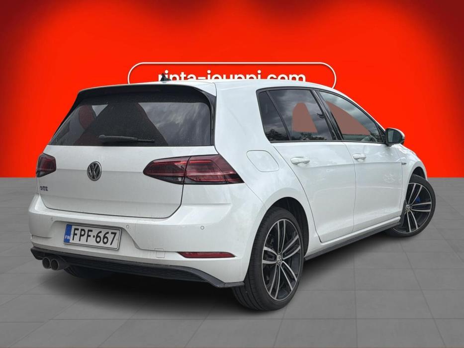 VOLKSWAGEN Golf 2020
