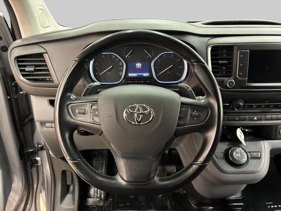 TOYOTA Proace 2022