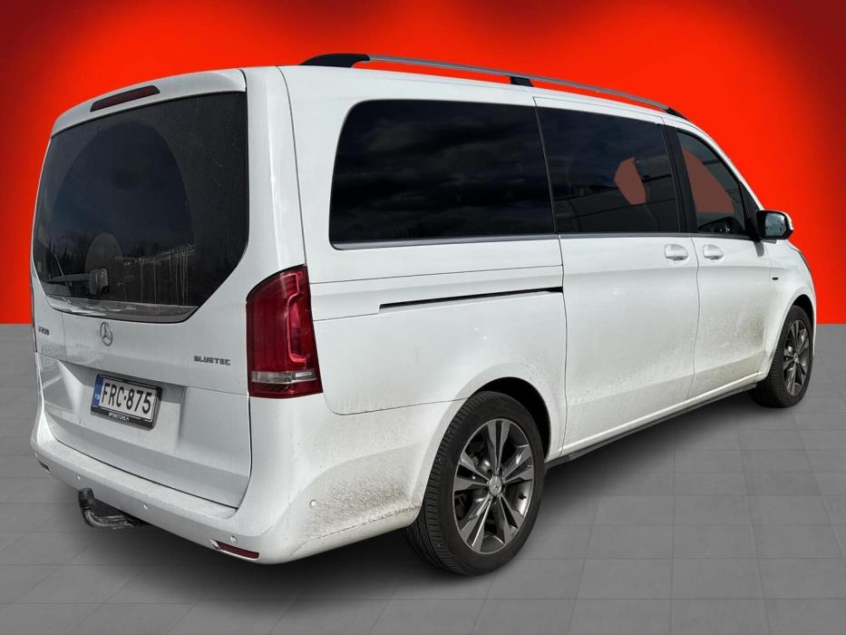MERCEDES-BENZ V 2014