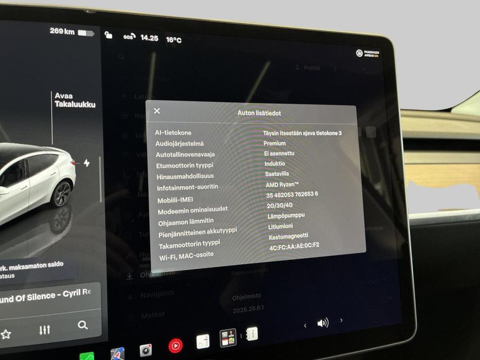 TESLA Model Y 2024