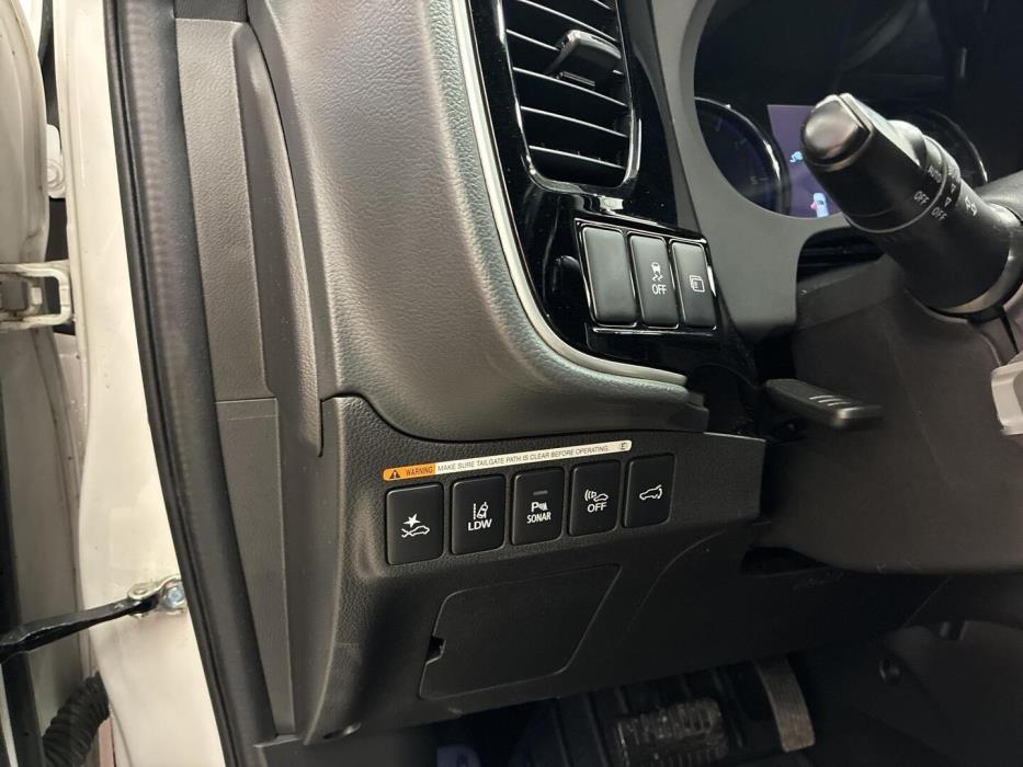 MITSUBISHI Outlander PHEV 2019