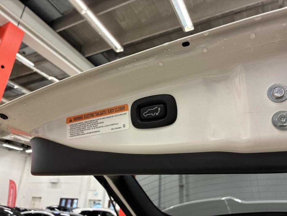 MITSUBISHI Outlander PHEV 2019