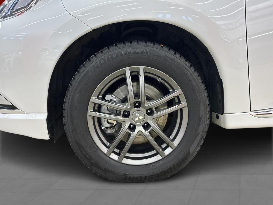 MITSUBISHI Outlander PHEV 2019