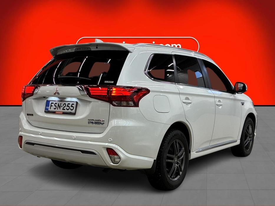 MITSUBISHI Outlander PHEV 2019