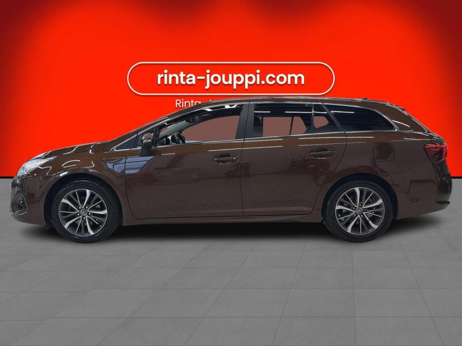 TOYOTA AVENSIS 2017