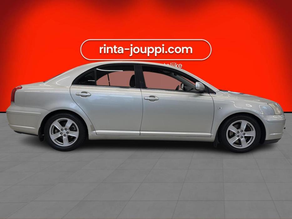 TOYOTA Avensis 2005