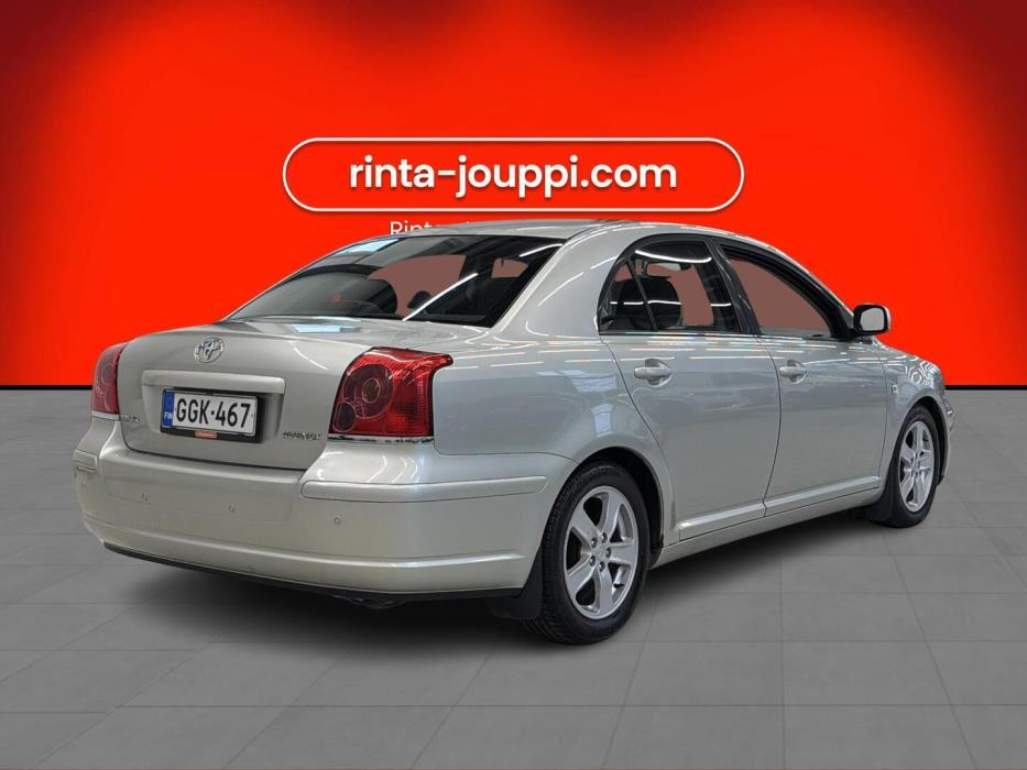 TOYOTA Avensis 2005