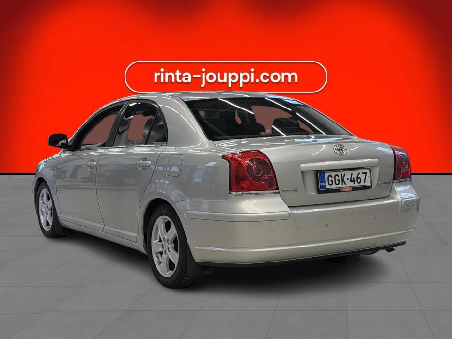 TOYOTA Avensis 2005