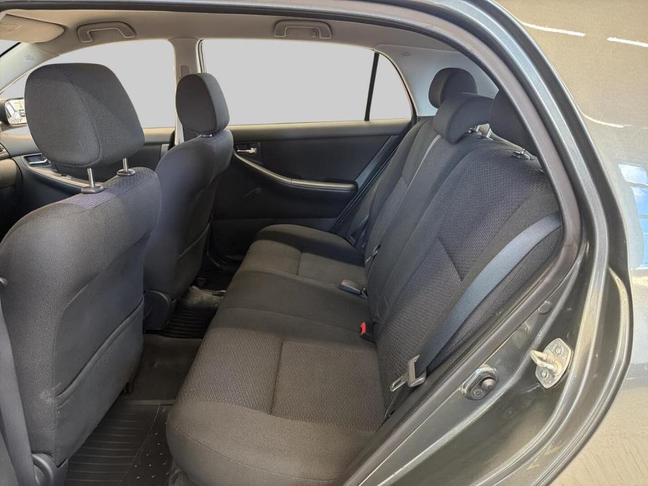 TOYOTA Corolla 2005