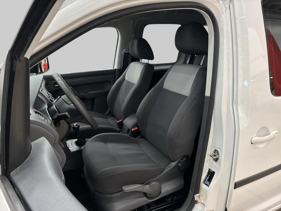 VOLKSWAGEN Caddy Maxi 2011