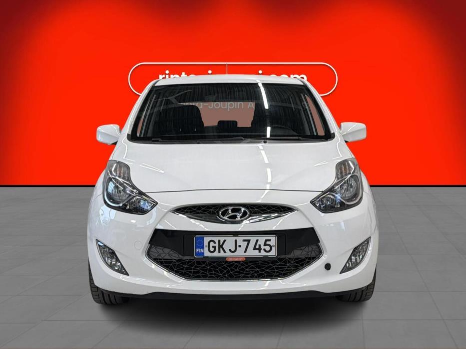 HYUNDAI ix20 2012