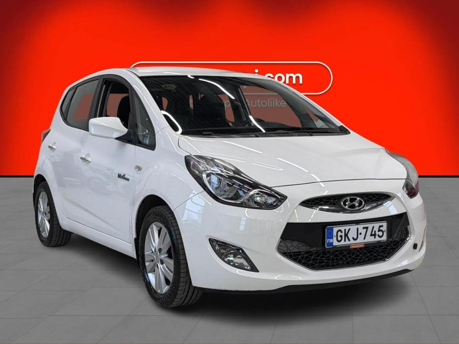 HYUNDAI ix20 2012