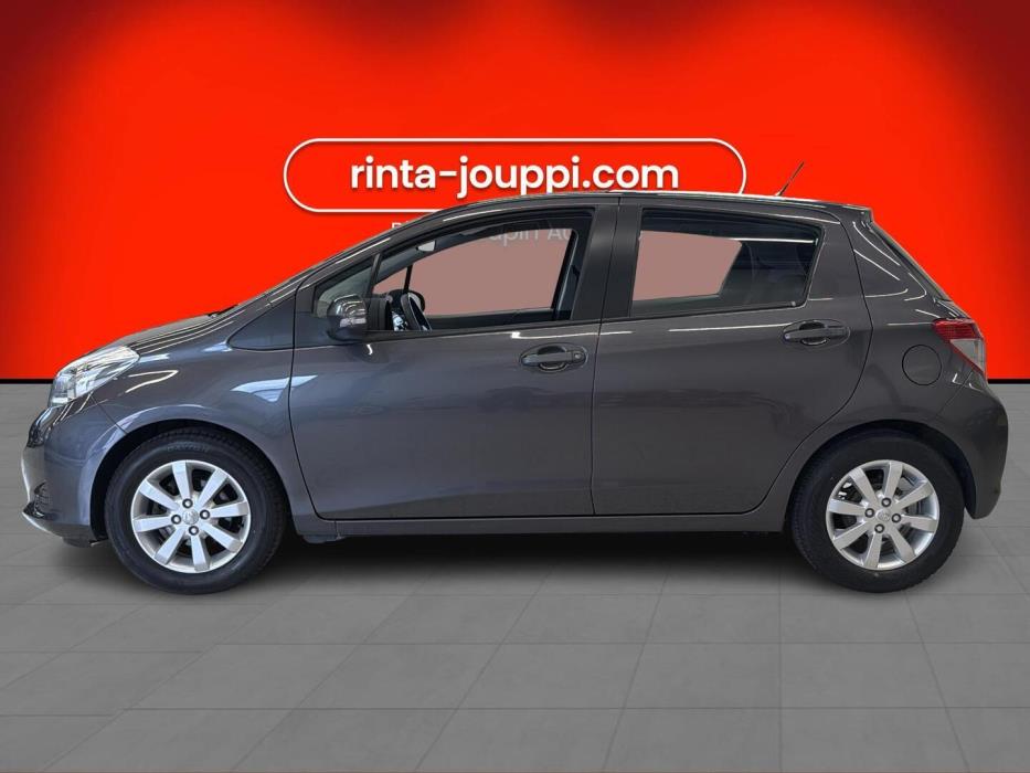 TOYOTA Yaris 2012