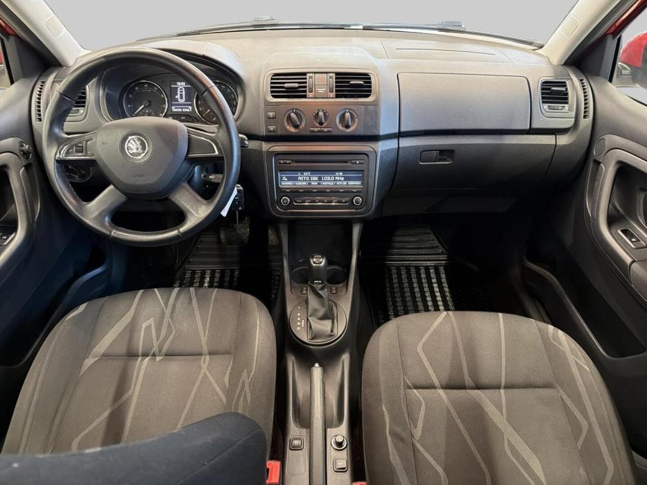 SKODA Fabia 2013