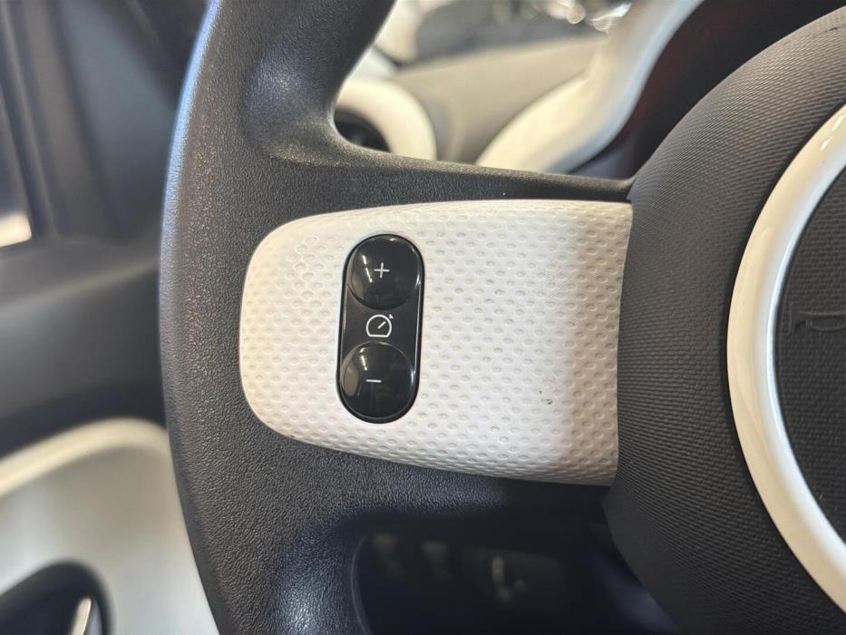 RENAULT Twingo 2015