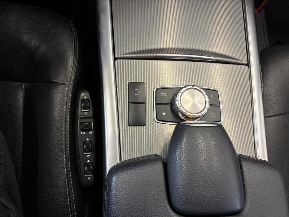 MERCEDES-BENZ E 2016