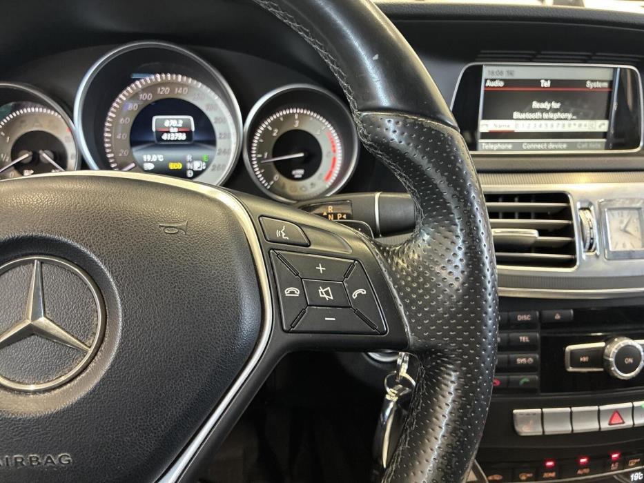MERCEDES-BENZ E 2016