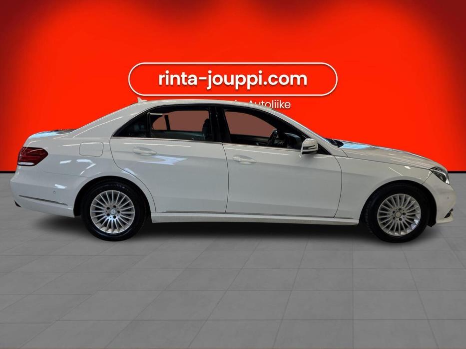 MERCEDES-BENZ E 2016