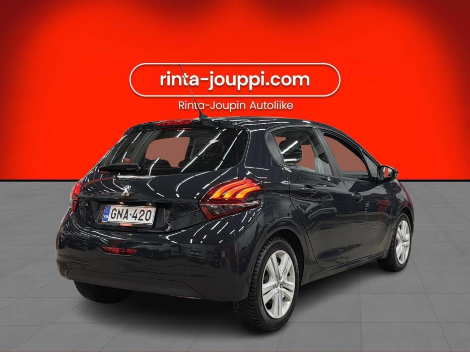 PEUGEOT 208 2018