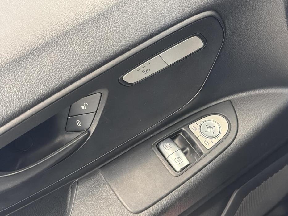 MERCEDES-BENZ Vito 2016