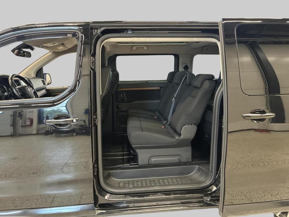TOYOTA Proace Verso 2018