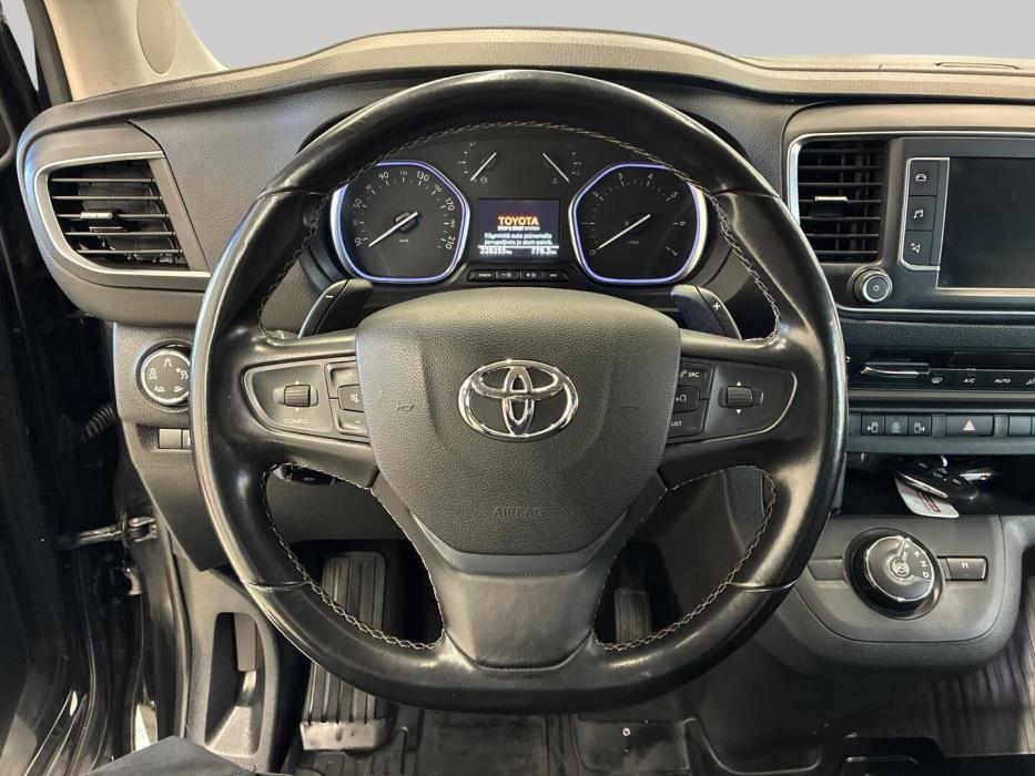 TOYOTA Proace Verso 2018