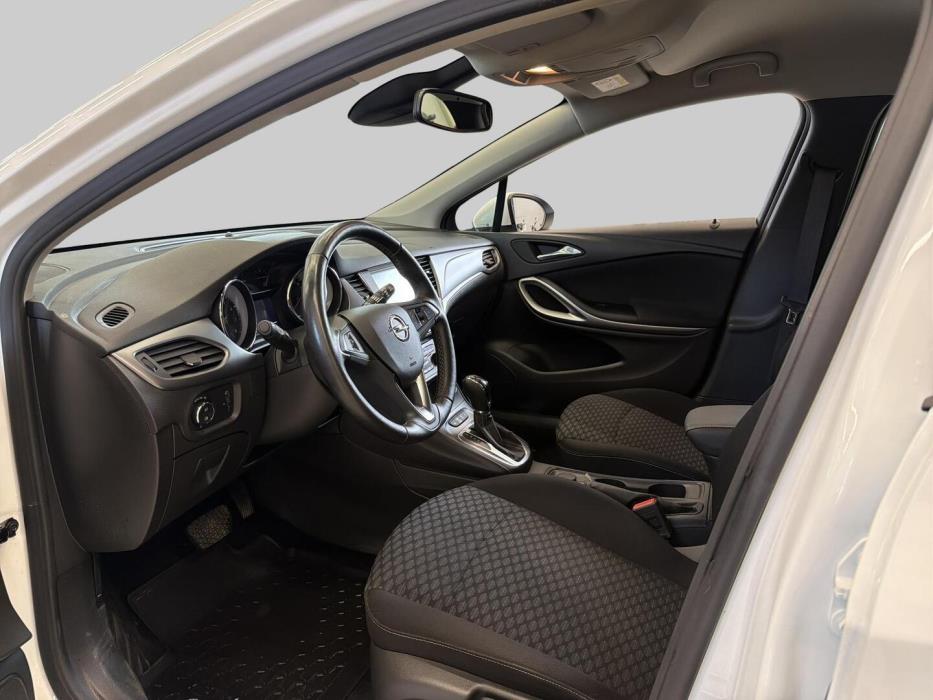 OPEL Astra 2019