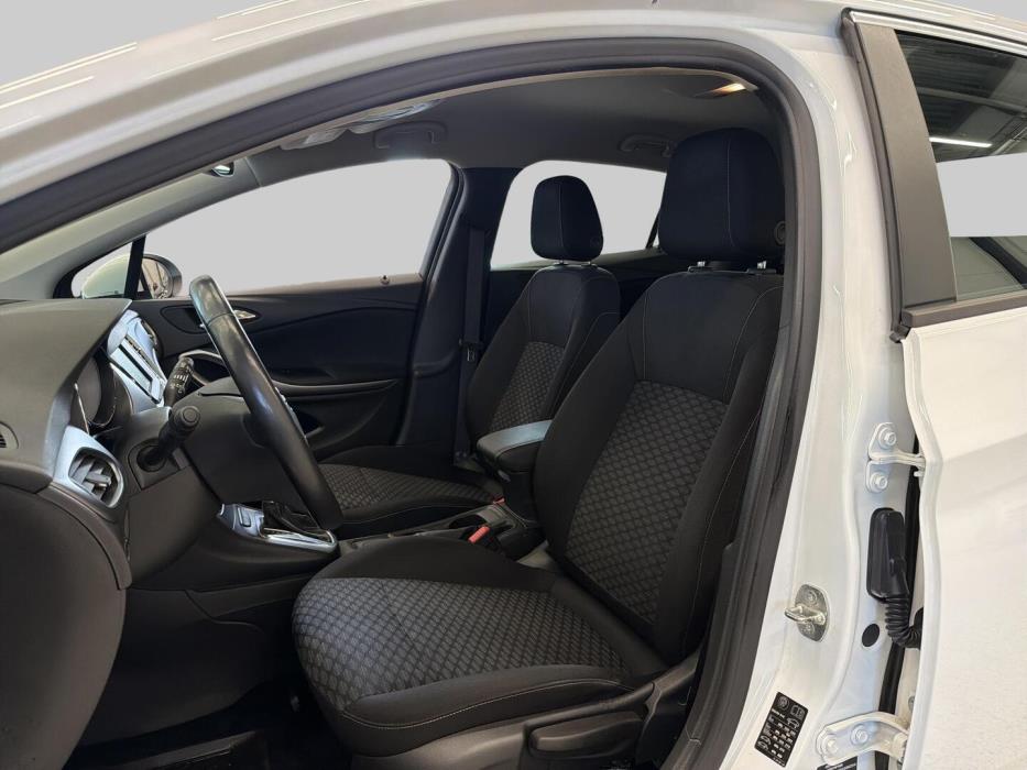 OPEL Astra 2019