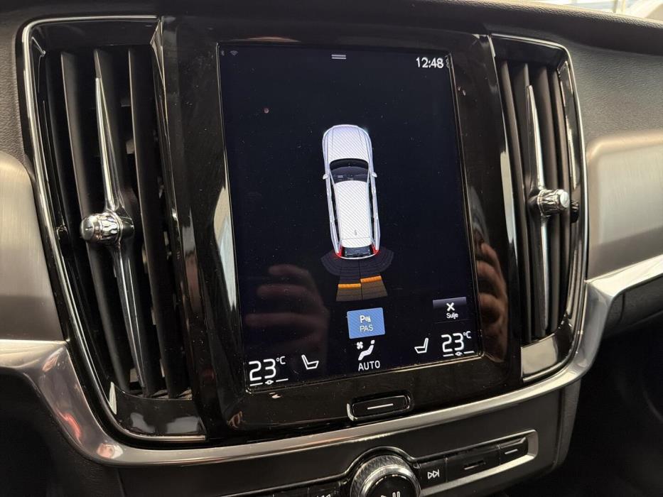 VOLVO V90 2020