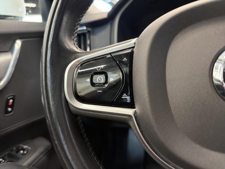 VOLVO V90 2020